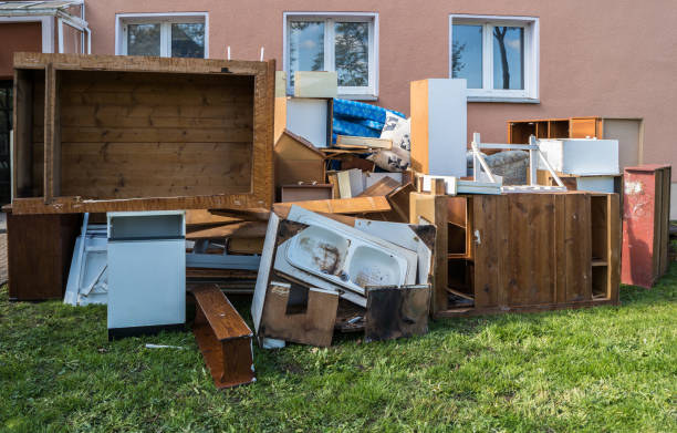 Best Junk Hauling Services  in North Puyallup, WA