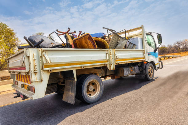 Best Yard Waste Removal  in North Puyallup, WA